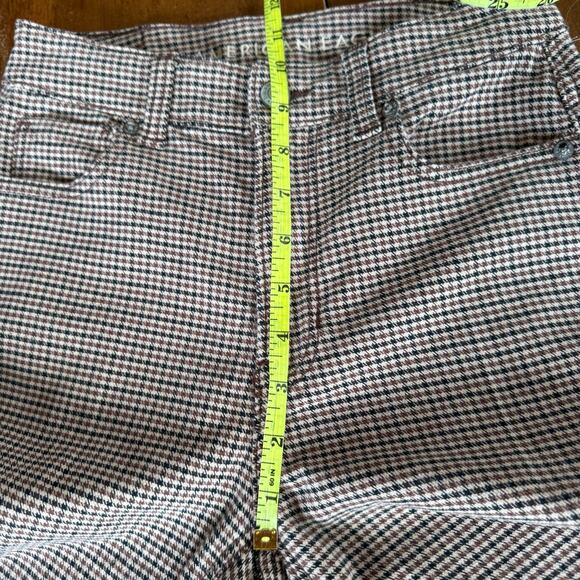 American Eagle Dark Academia High Waisted Houndstooth Mom Jeans Stretch Sz 0 - Picture 14 of 16